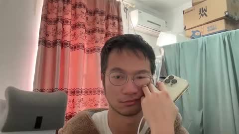 Snapshot of w201386 chatting on 02.15.26 w201386 online show from 02.15.26