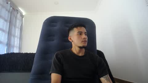 wade and antonella online show from 01.04.25