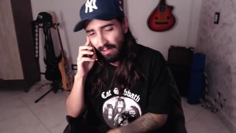 Snapshot of wake_and_bakee chatting on 02.12.25 John online show from 02.12.25