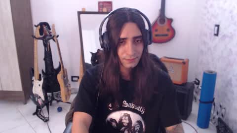 Snapshot of wake_and_bakee chatting on 03.09.25 John online show from 03.09.25