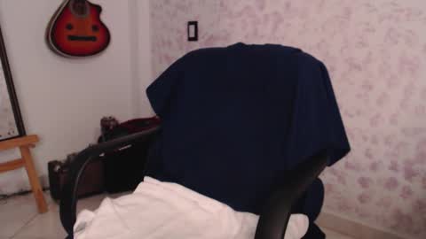 Snapshot of wake_and_bakee chatting on 09.19.25 John online show from 09.19.25