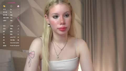  Lina online show from 04.30.26