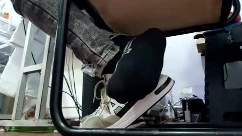 WaltherFeet  online show from 05.15.26