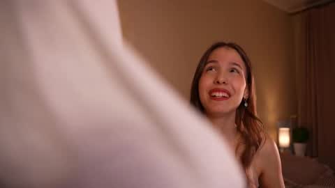 Wendy. Hello Honeys Ill see you 2nd 5th 7th this week love you3 online show from 05.13.26