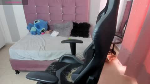 Alexandra online show from 08.03.26