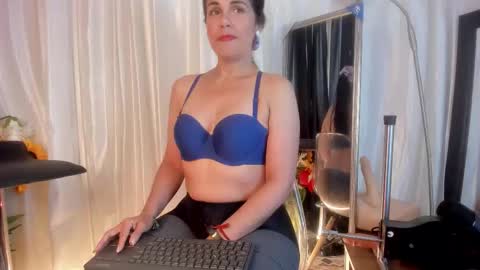 Snapshot of wanda_walton chatting on 03.19.26 Wanda online show from 03.19.26