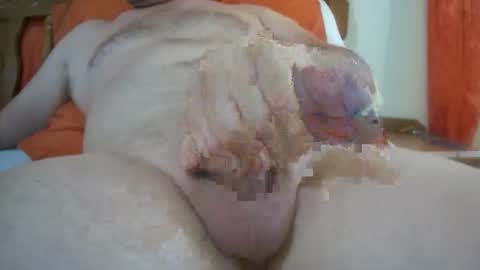 Snapshot of wankeyknuckles chatting on 10.04.25 wankeyknuckles online show from 10.04.25