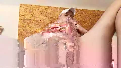 Snapshot of wankingnoah1234 chatting on 12.14.24 edging noah loves to wank online show from 12.14.24