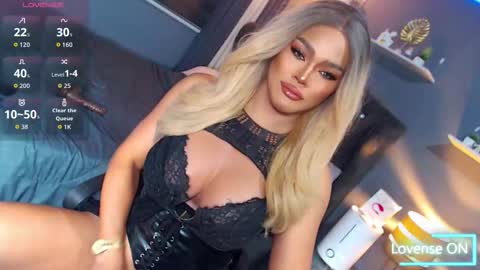 Snapshot of wanted_goodslut chatting on 03.15.26 Miss Anna online show from 03.15.26