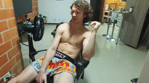 Snapshot of warrenkener chatting on 02.05.26 Warren Kener online show from 02.05.26