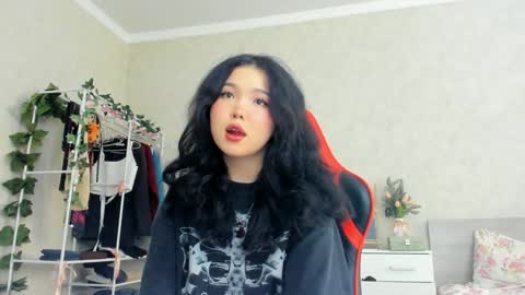 Snapshot of wastforu chatting on 01.29.25 wastforu online show from 01.29.25