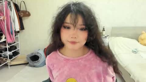 Snapshot of wastforu chatting on 12.22.25 wastforu online show from 12.22.25