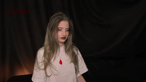 Snapshot of waterfallwoods chatting on 03.20.26 waterfallwoods online show from 03.20.26