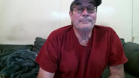 Snapshot of wbfarm chatting on 02.14.26 WB Farm online show from 02.14.26