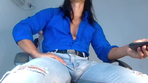 Snapshot of webcamjl chatting on 01.23.25 Balruk online show from 01.23.25