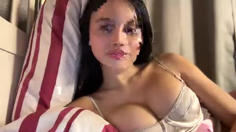 Maggie online show from 10.26.25