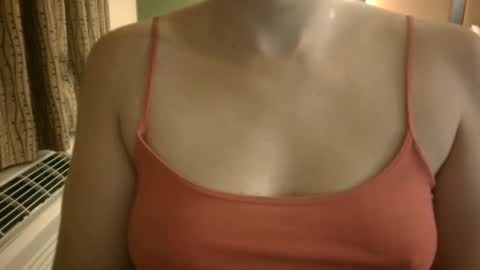 Snapshot of webcumcouple chatting on 03.09.25 HayleyJay online show from 03.09.25