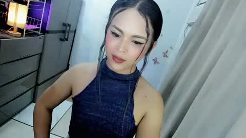 Snapshot of wellcumbabyxx chatting on 07.28.26 Hi Im LOVIE Please dont forget to follow and thumbs up me online show from 07.28.26