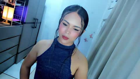 Snapshot of wellcumbabyxx chatting on 07.28.26 Hi Im LOVIE Please dont forget to follow and thumbs up me online show from 07.28.26