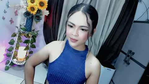 Snapshot of wellcumbabyxx chatting on 07.31.26 Hi Im LOVIE Please dont forget to follow and thumbs up me online show from 07.31.26