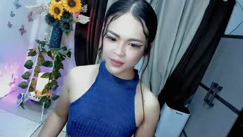 Snapshot of wellcumbabyxx chatting on 08.03.26 Hi Im LOVIE Please dont forget to follow and thumbs up me online show from 08.03.26