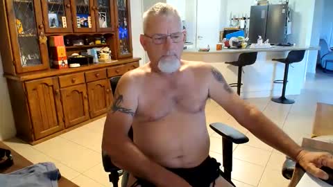 Wellhelloo online show from 05.03.26