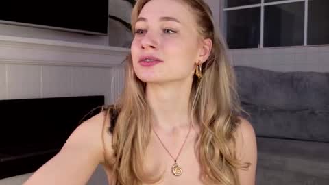 Snapshot of wellicaren chatting on 02.27.26 CAREN online show from 02.27.26