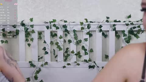 Nora online show from 02.04.26