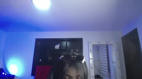 wendy_1_ online show from 05.25.26