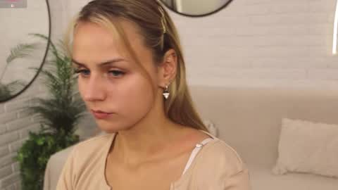 Im Wendy online show from 04.25.26