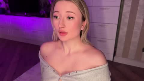 Daisy    online show from 02.03.25