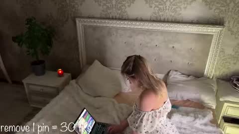 Daisy    online show from 03.03.25