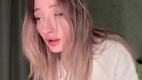 Daisy    online show from 09.11.25