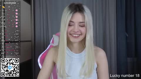 Snapshot of wendylovelylovew chatting on 02.10.26 Wendy online show from 02.10.26