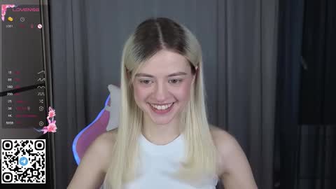 Snapshot of wendylovelylovew chatting on 02.26.26 Wendy online show from 02.26.26