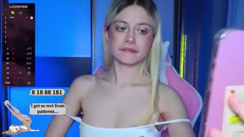 Snapshot of wendylovelylovew chatting on 03.20.26 Wendy online show from 03.20.26