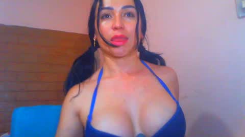 Snapshot of wenndy_ardent chatting on 12.27.24 TaTis online show from 12.27.24