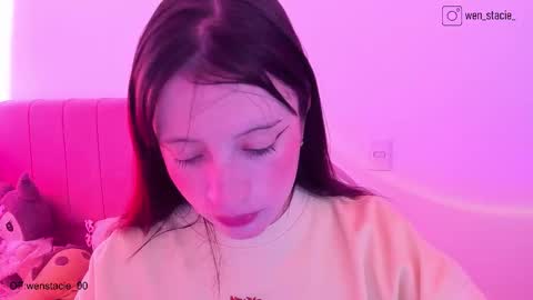 Wenstacie INDEPENDENT MODEL online show from 10.25.25