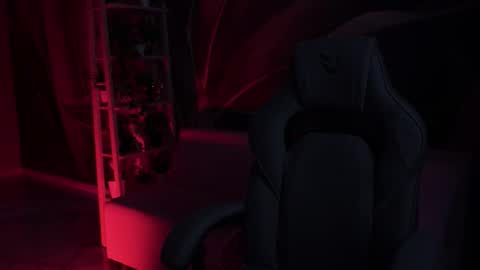 Snapshot of wesleegray chatting on 10.27.25 little girl who is always rightLisa online show from 10.27.25