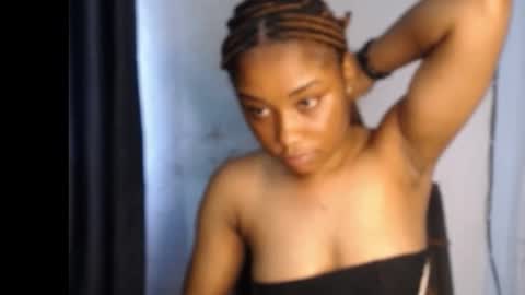 Snapshot of wet_juicypussy chatting on 12.03.24 queen online show from 12.03.24