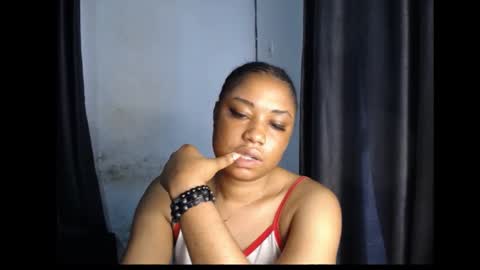 Snapshot of wet_juicypussy chatting on 12.30.24 queen online show from 12.30.24