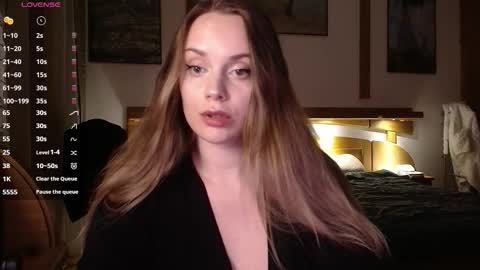 Lana online show from 11.14.25