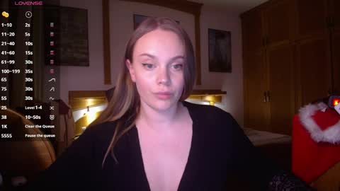 Lana online show from 05.06.26
