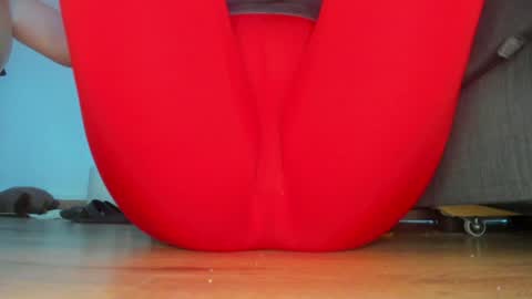wet_pants2022 online show from 06.13.26