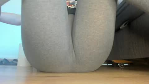 wet_pants2022 online show from 06.18.26
