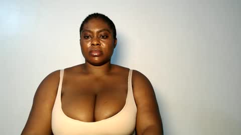 Snapshot of wet_pussyy24 chatting on 10.20.25 lily online show from 10.20.25