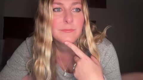 Scarlett online show from 10.29.25