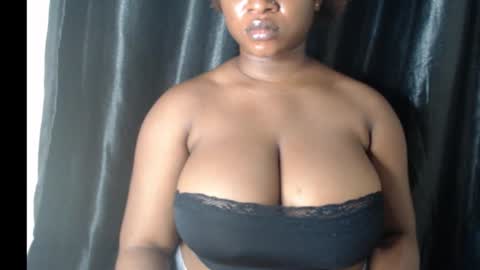 Snapshot of wet_xxpussy55 chatting on 03.12.26 Sonia online show from 03.12.26
