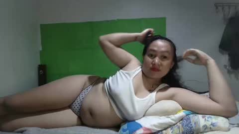 Snapshot of wetasianbelle chatting on 02.14.26 Belle online show from 02.14.26