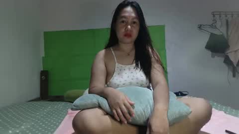 Snapshot of wetasianbelle chatting on 03.06.26 Belle online show from 03.06.26